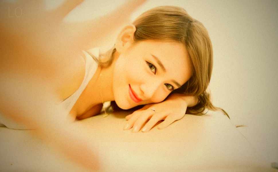 深度分析：抖音网红“奶雯”清纯外表下的诱惑私拍事件，身材傲人吸粉50万却因视频泄露引争议