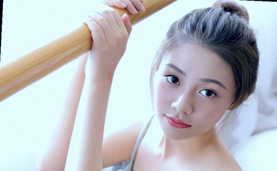 青岛大学朱晏妮私密视频翻车事件：发给男友的“福利”全网围观，放假回来千万别这么玩！