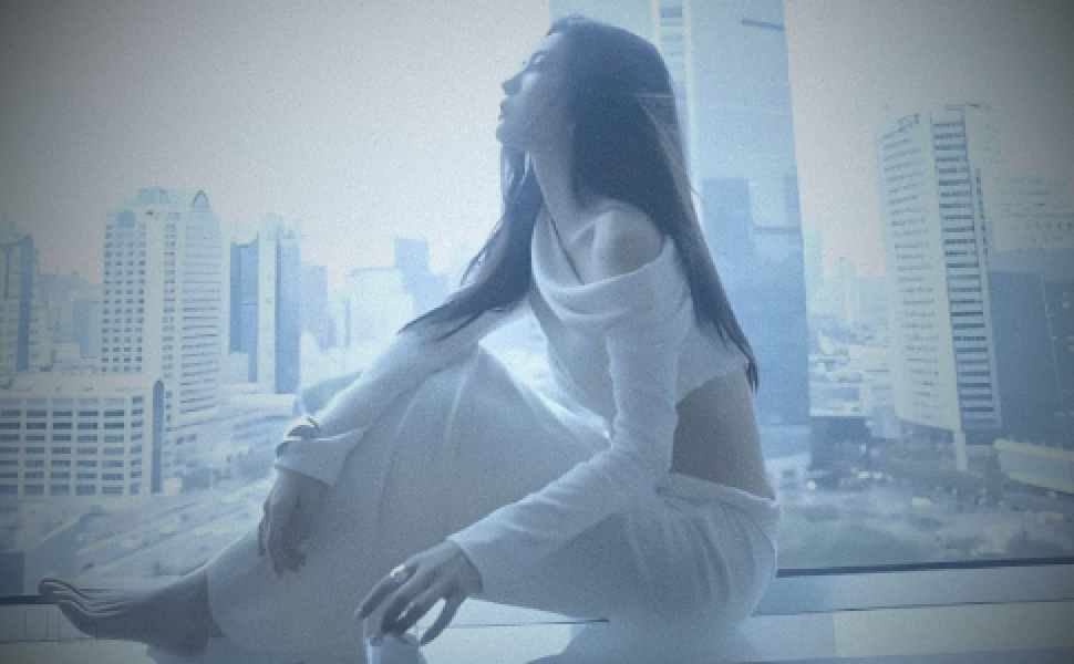 拥有170万粉丝的抖音网红苏北北，被曝私密视频流出，身形曲线引发热议