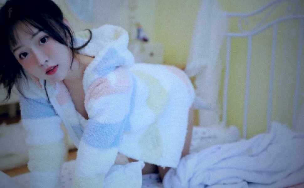 电影《正义回廊》女配孙禾颐陷付费视频风波，挑战传统艺人底线引发反思